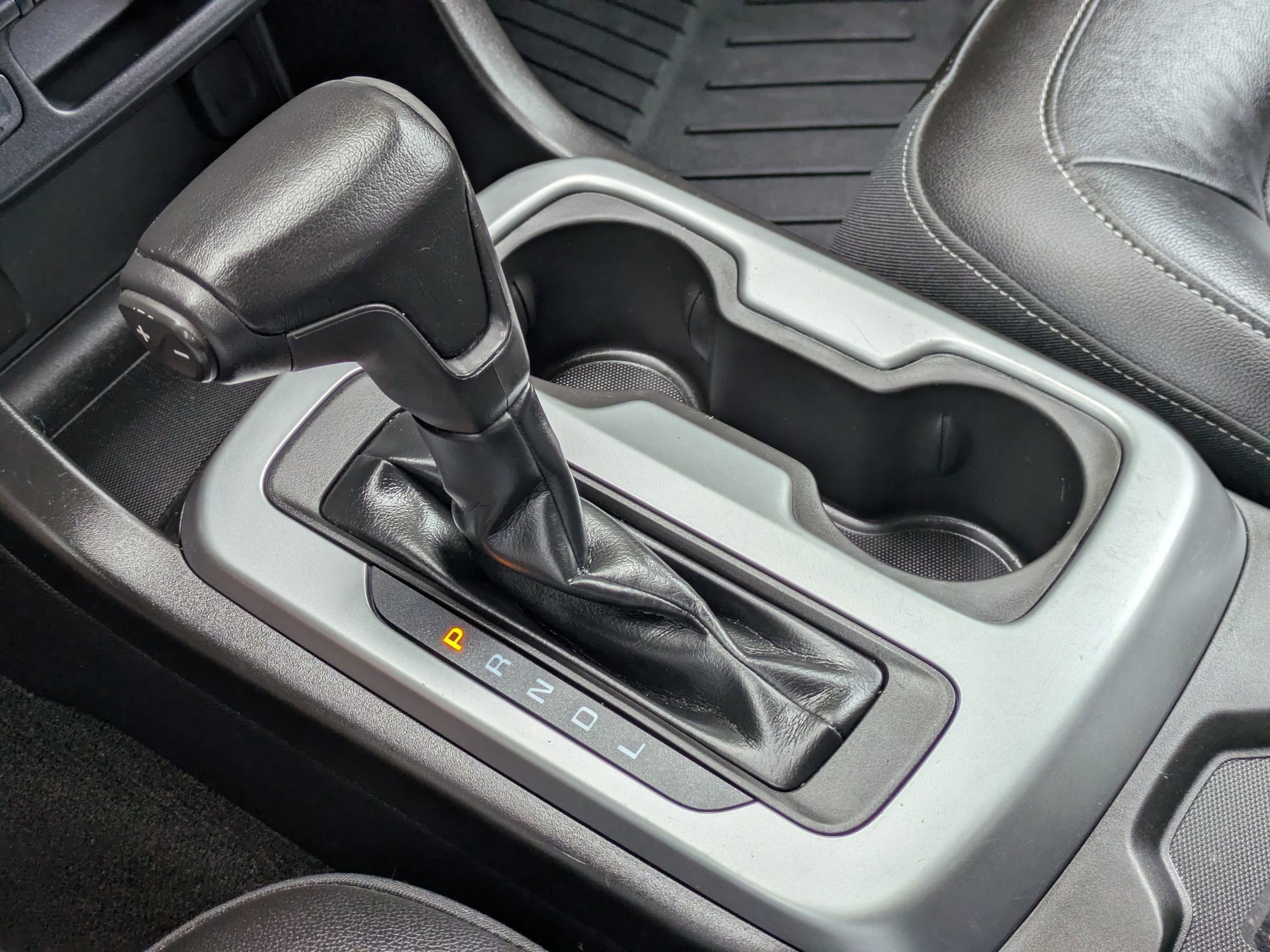 Used 2018 Chevrolet Colorado ZR2 AWD/4WD image 22