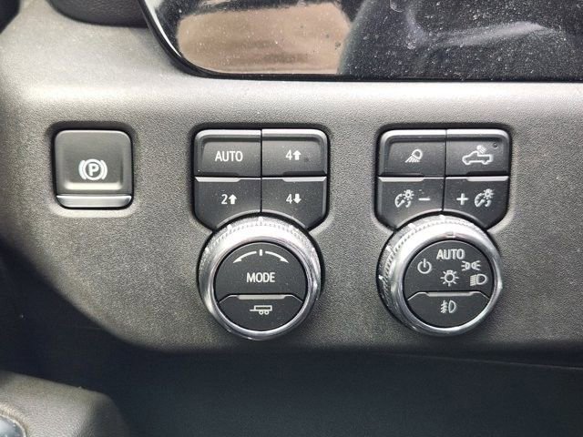 Used 2024 GMC Sierra 2500 SLT w/ SLT Premium Package AWD/4WD image 20