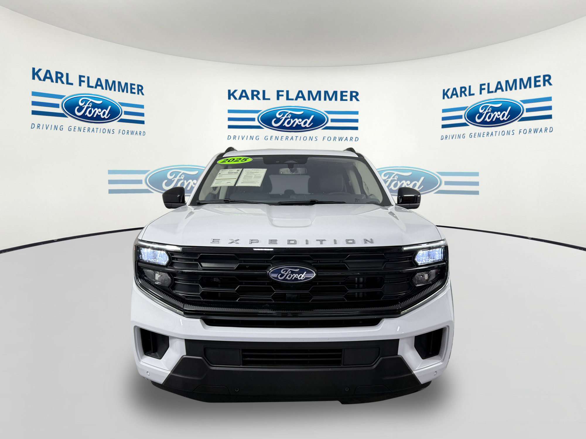 Certified 2025 Ford Expedition Active RWD image 6