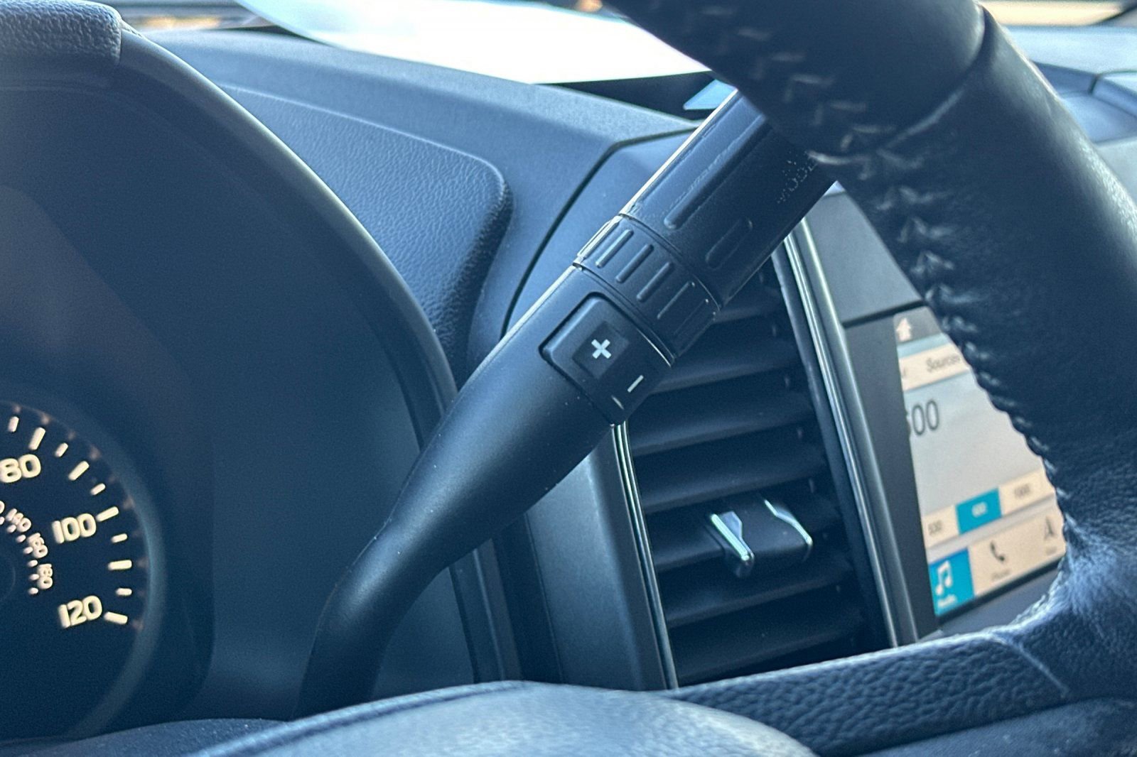 Certified 2018 Ford F150 XLT w/ Equipment Group 302A Luxury image 19