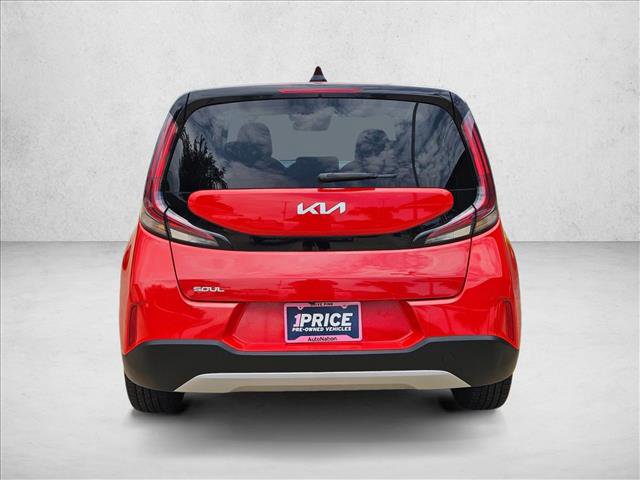 Used 2023 Kia Soul LX w/ LX Technology Package FWD image 7