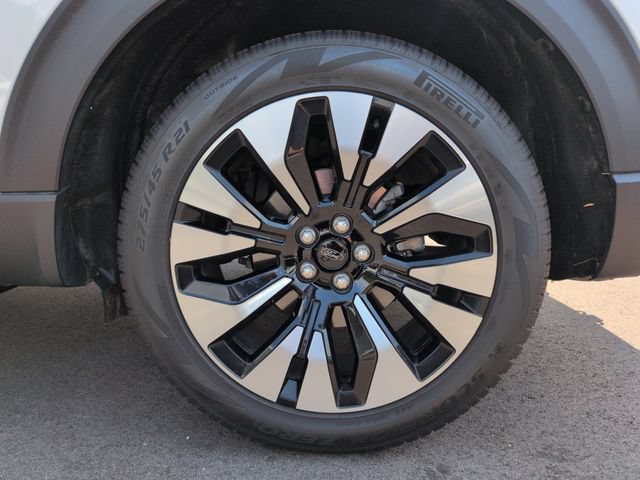 Certified 2026 Ford Explorer Platinum w/ LUX Leather Package AWD/4WD image 11