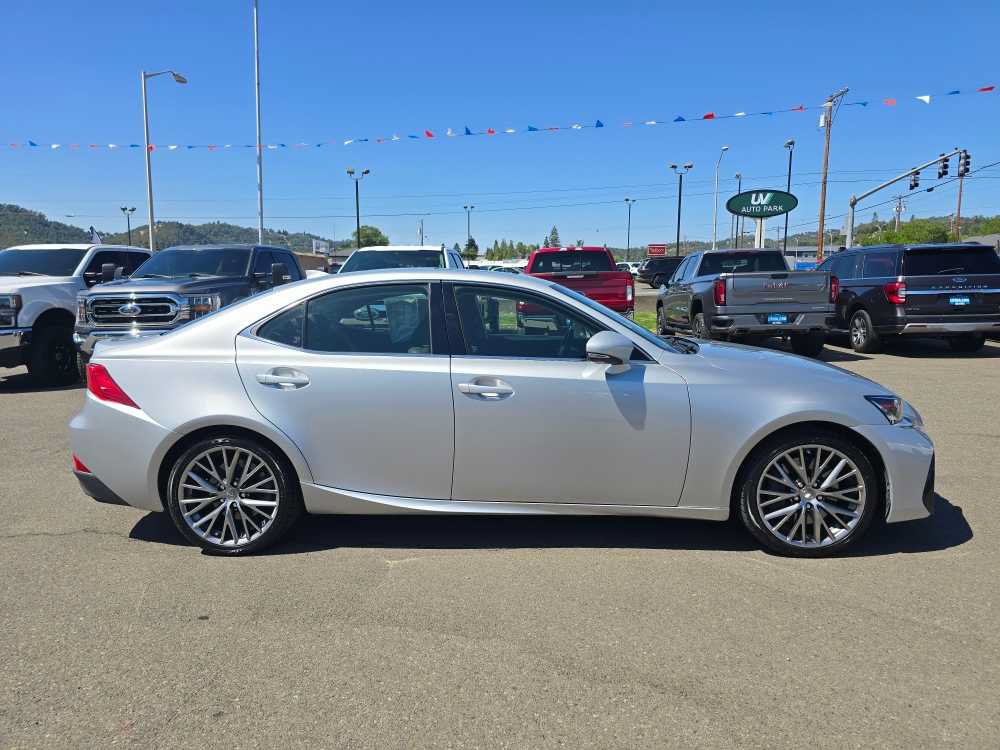 Used 2017 Lexus IS 200t RWD image 6