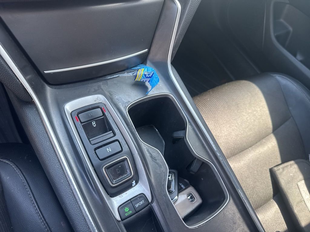 Used 2018 Honda Accord Sport image 10