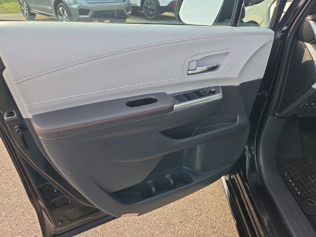 Used 2024 Toyota Sienna XSE AWD/4WD image 17
