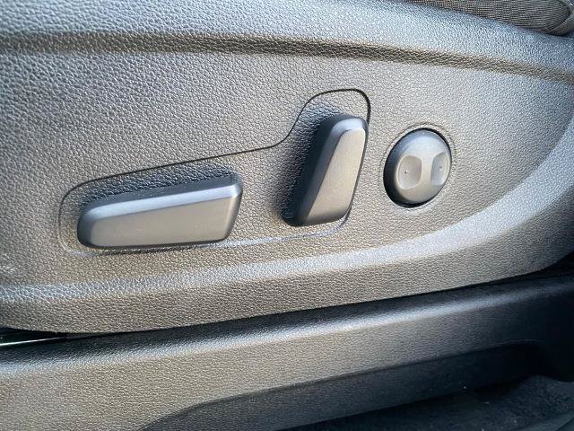 Used 2025 Kia Telluride S AWD/4WD image 16