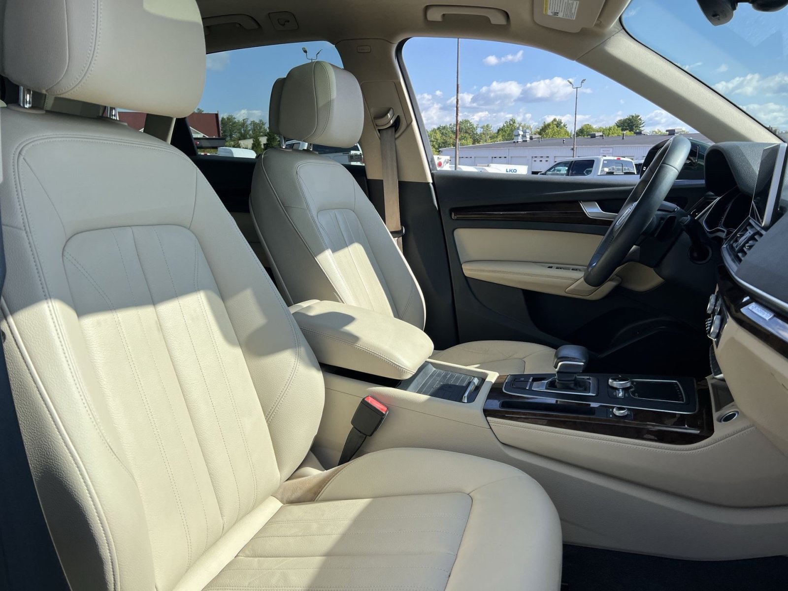 Used 2020 Audi Q5 2.0T Premium Plus w/ Premium Plus Package AWD/4WD image 27