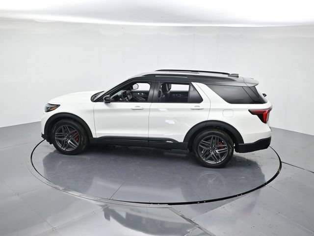Certified 2025 Ford Explorer ST w/ Sun And Sound Package AWD/4WD image 54