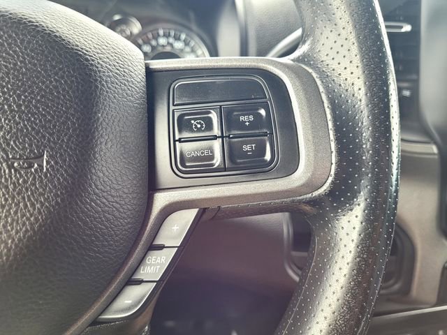 Used 2022 RAM 2500 Tradesman w/ Chrome Appearance Group AWD/4WD image 23
