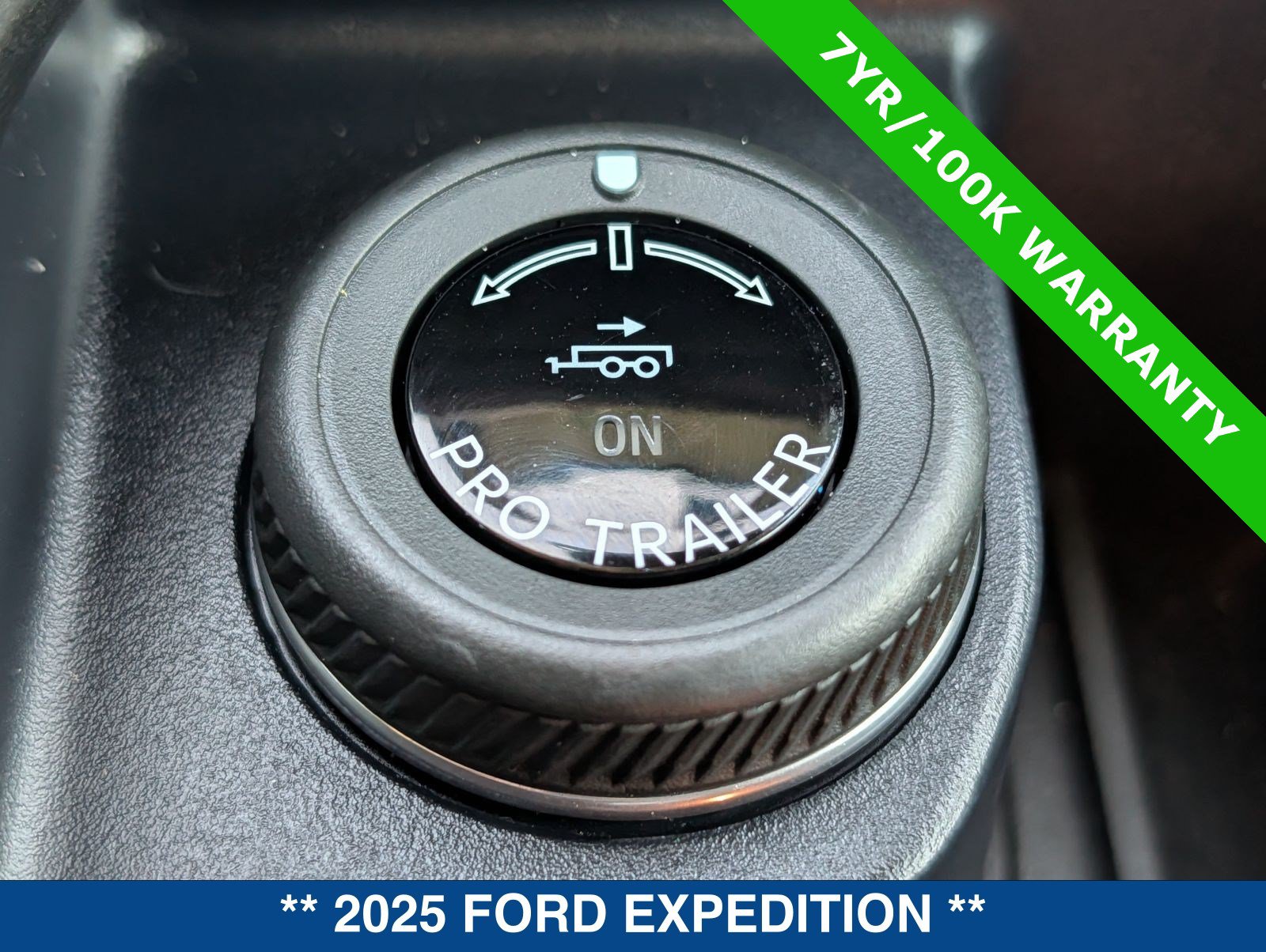Certified 2025 Ford Expedition Platinum w/ Driver's Package AWD/4WD image 38