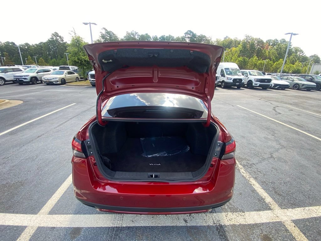 Used 2025 Nissan Versa SV w/ Trunk Package FWD image 25