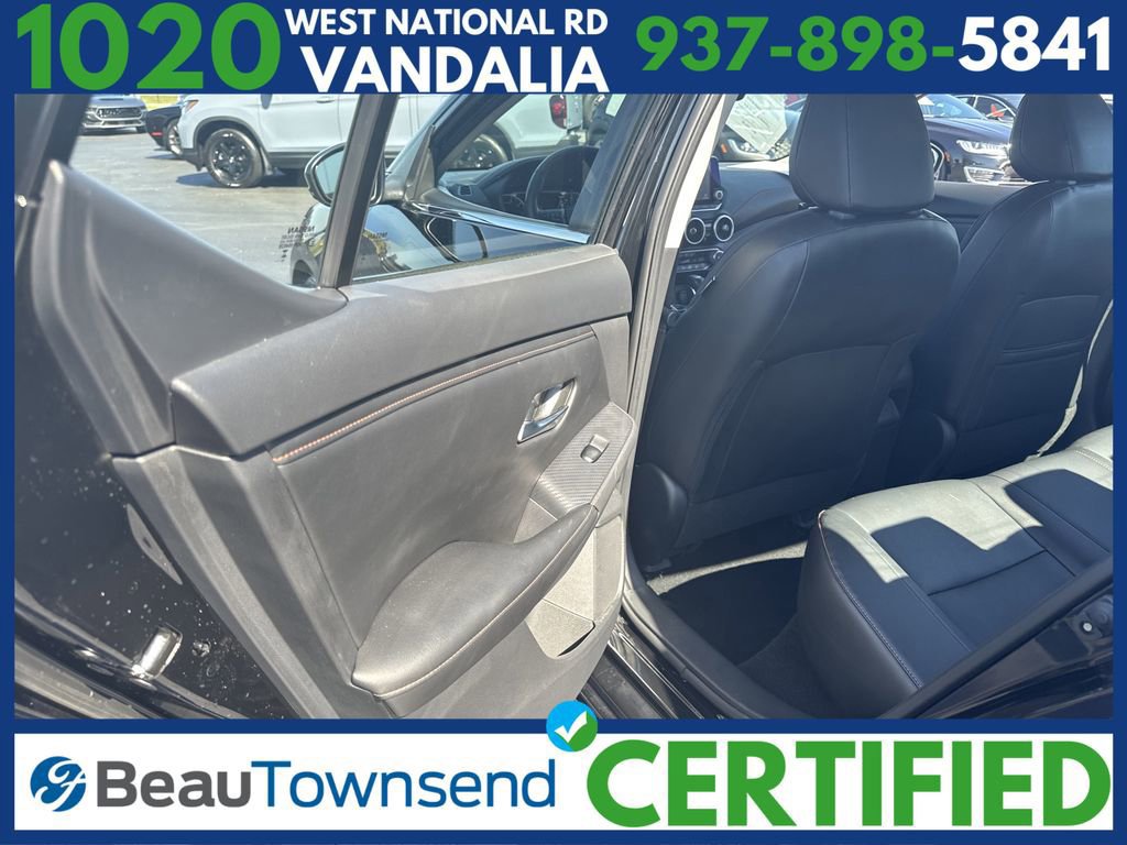 Used 2023 Nissan Sentra SR w/ SR Premium Package image 20