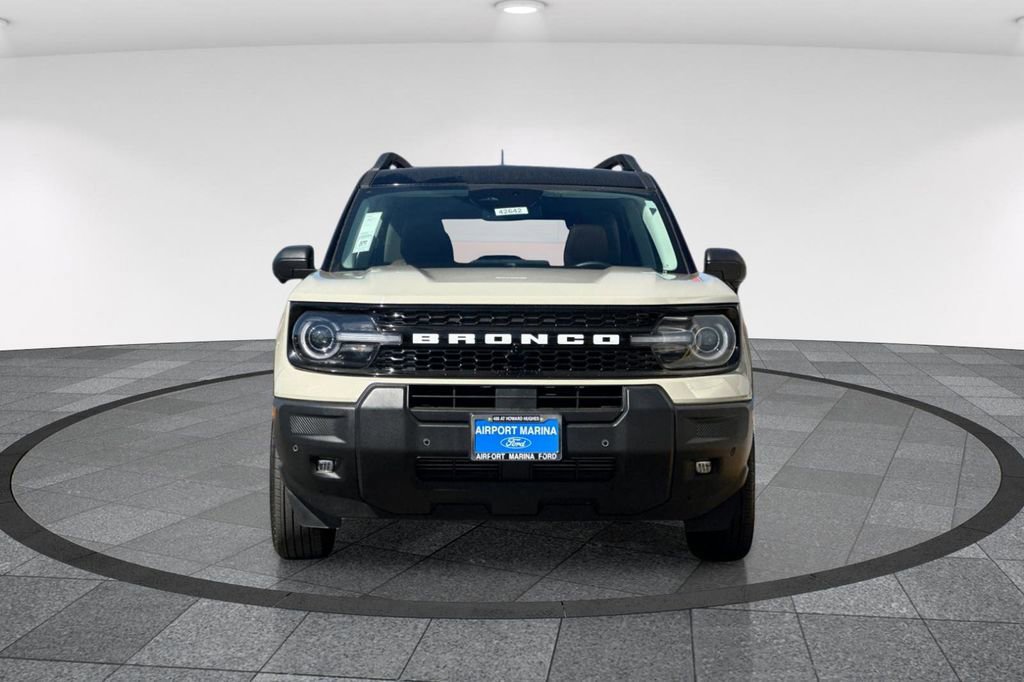 Certified 2025 Ford Bronco Sport Outer Banks w/ Outer Banks Tech Package+ image 9