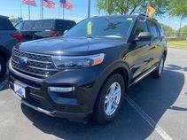 Certified 2024 Ford Explorer XLT w/ Equipment Group 202A AWD/4WD image 7