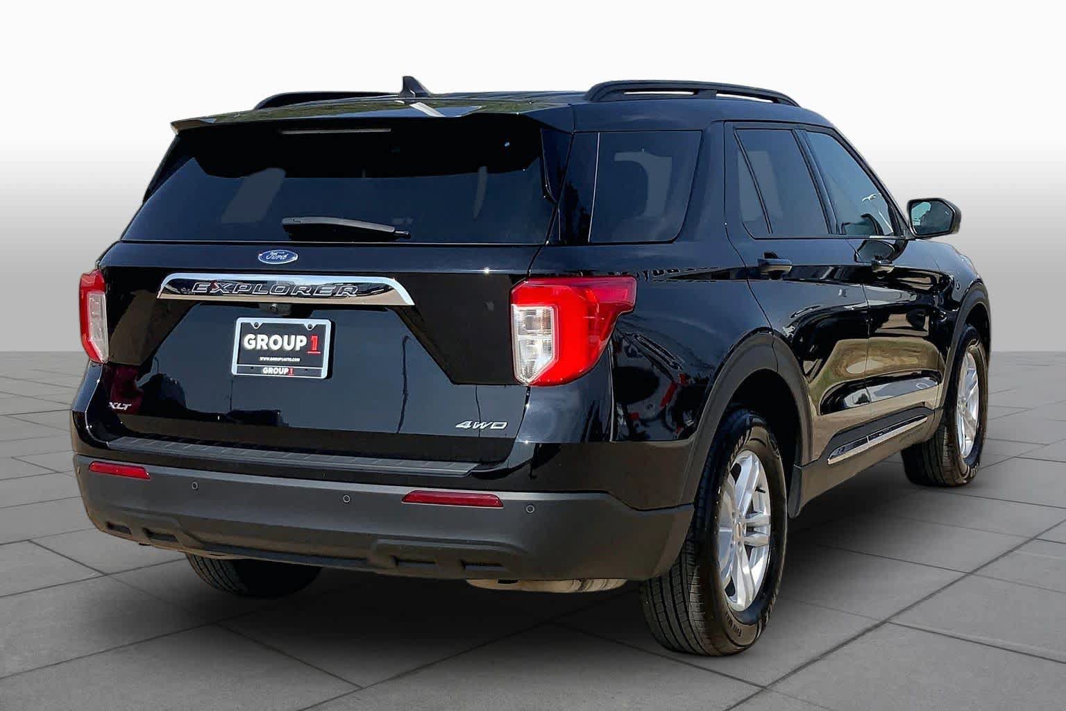 Certified 2023 Ford Explorer XLT AWD/4WD image 13