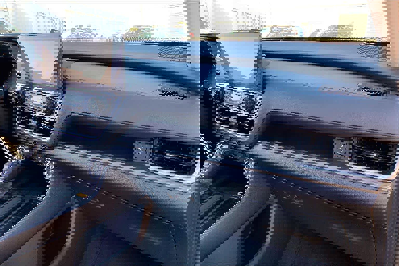 Used 2024 Toyota Grand Highlander XLE image 18