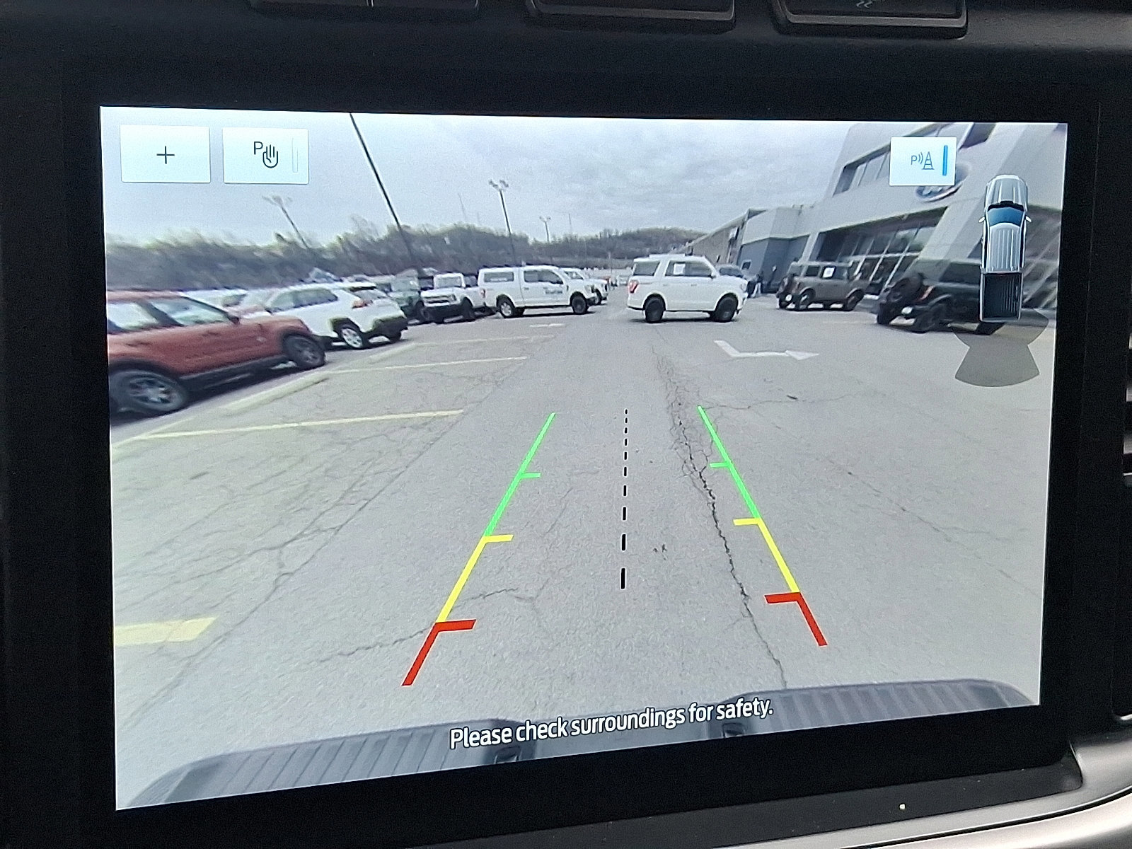 Certified 2022 Ford F150 XLT w/ Equipment Group 302A High image 17