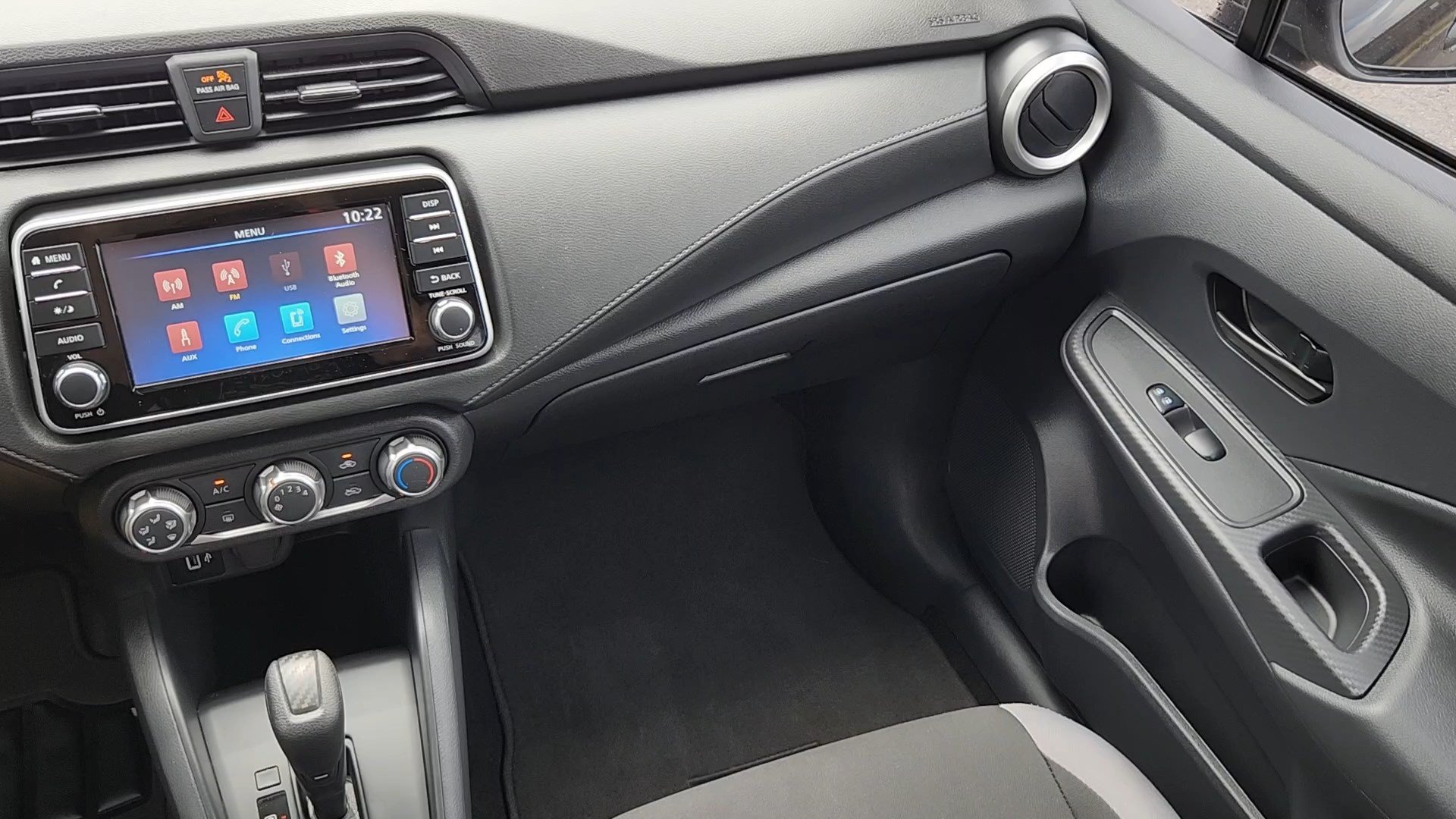 Used 2025 Nissan Versa S w/ Trunk Package FWD image 6