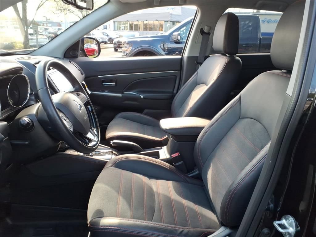 Used 2022 Mitsubishi Outlander Sport SE FWD image 18