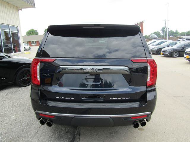 Used 2024 GMC Yukon Denali Ultimate AWD/4WD image 4