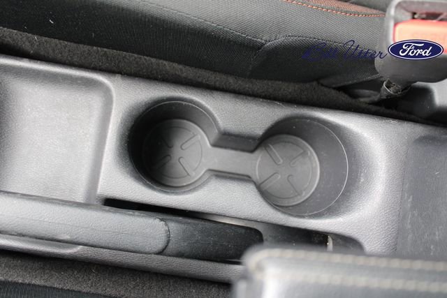 Used 2020 Nissan Kicks SR image 15