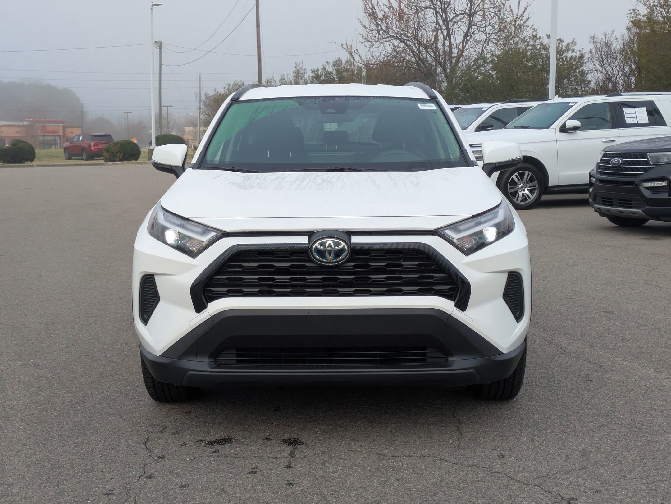 Used 2024 Toyota RAV4 XLE image 9