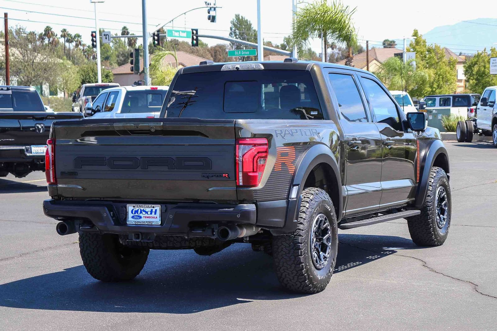 Certified 2024 Ford F150 Raptor w/ Equipment Group 803A Raptor R AWD/4WD image 4