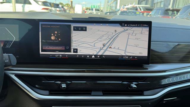 Used 2024 BMW X7 xDrive40i w/ Premium Package AWD/4WD image 18