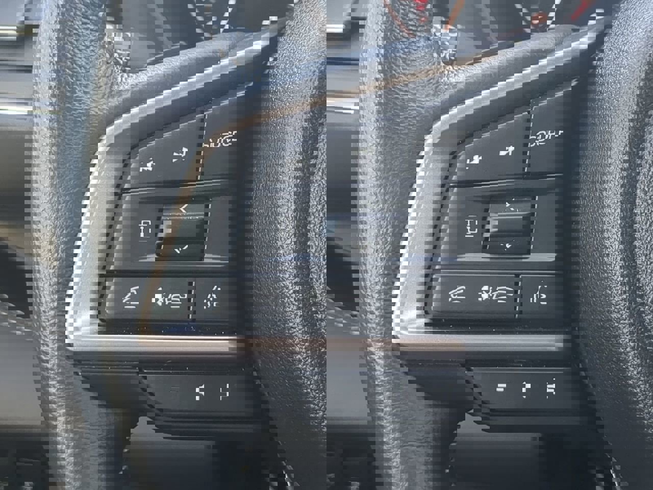 Used 2024 Subaru Ascent Limited w/ Technology Package image 24