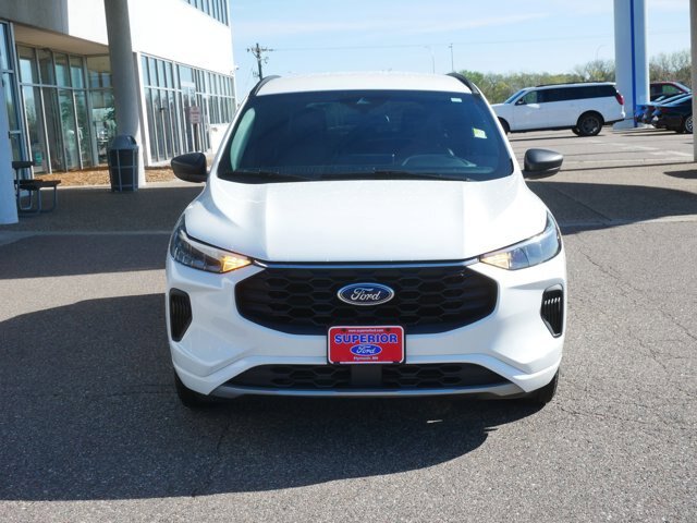 Certified 2023 Ford Escape ST-Line w/ Tech Pack #1 FWD image 2