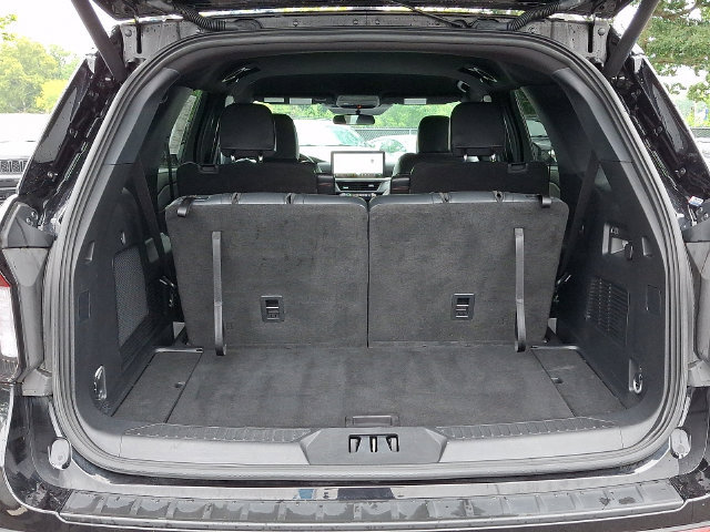 Certified 2025 Ford Explorer ST-Line AWD/4WD image 29