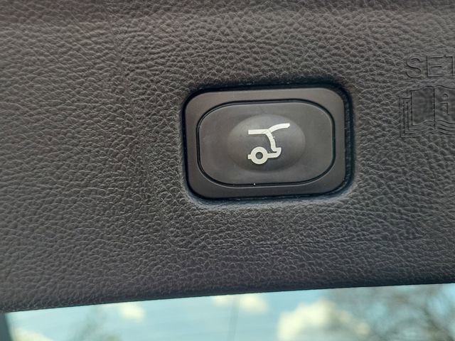 Certified 2023 Ford Edge SEL w/ Convenience Package AWD/4WD image 12