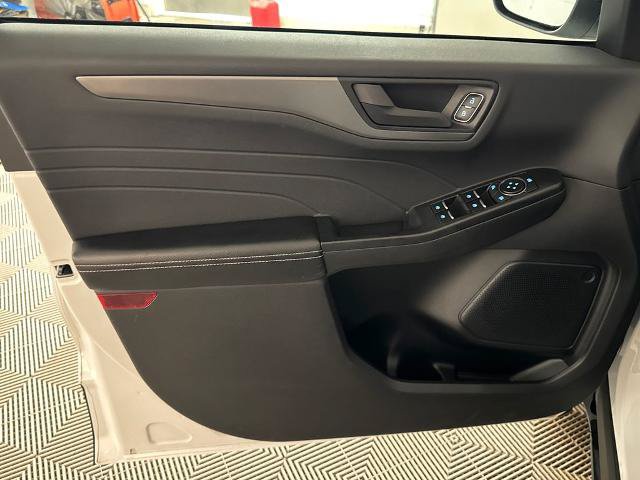 Certified 2025 Ford Escape Active FWD image 14