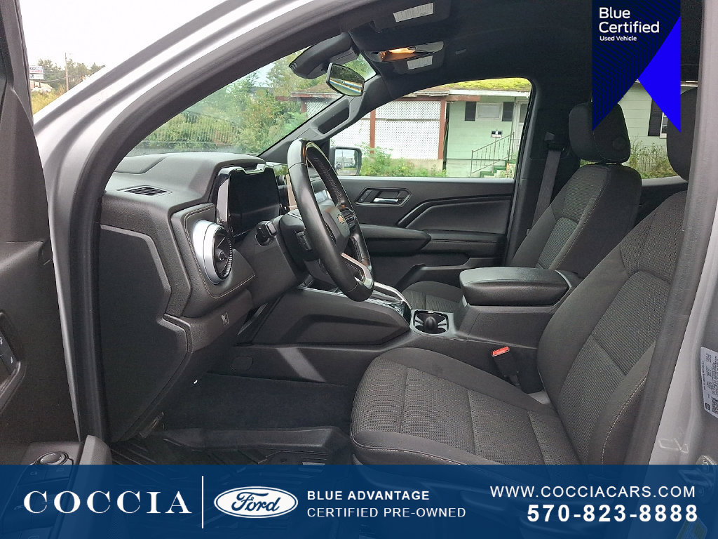 Used 2023 Chevrolet Colorado LT AWD/4WD image 13