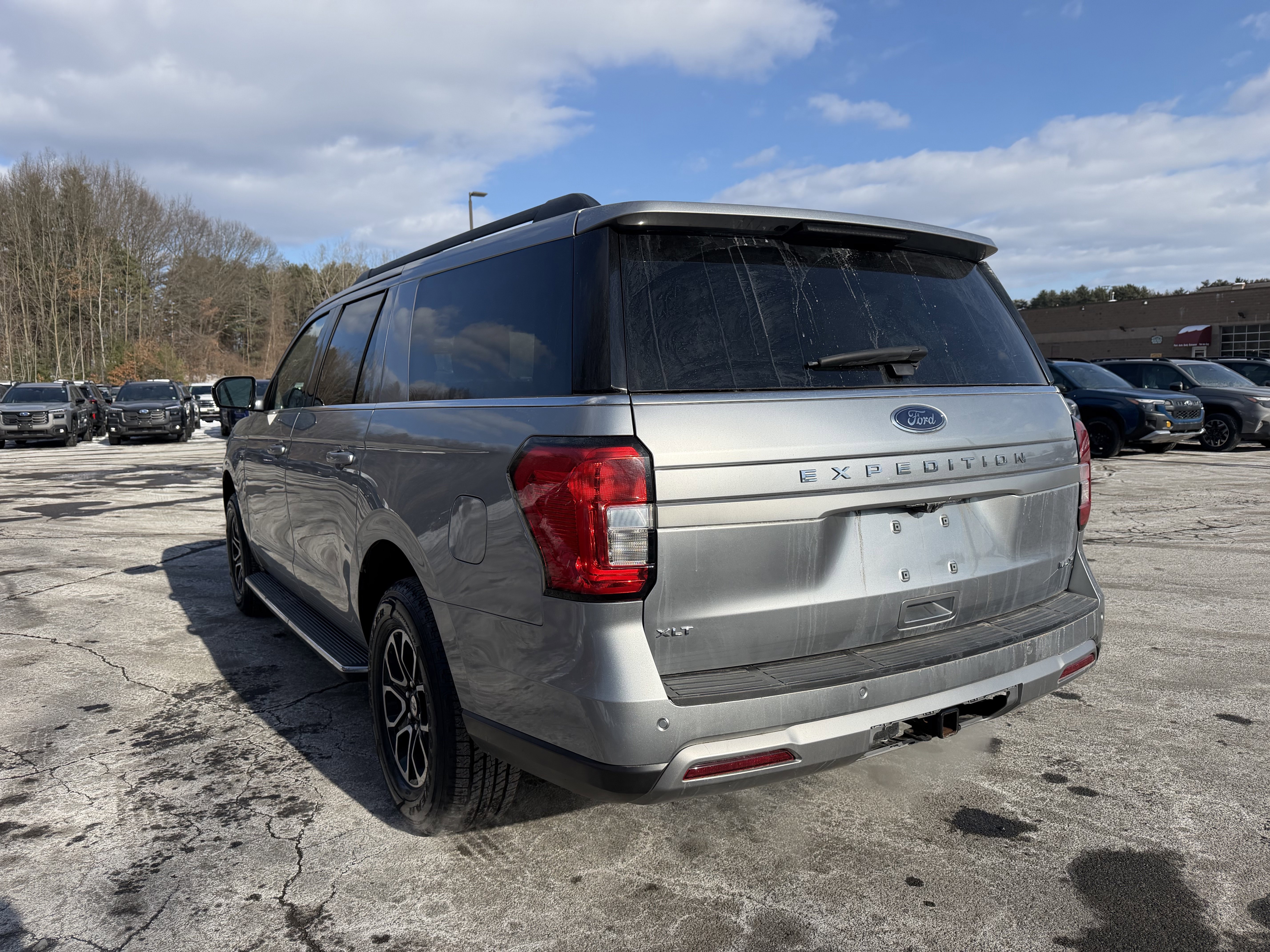 Certified 2022 Ford Expedition Max XLT image 8