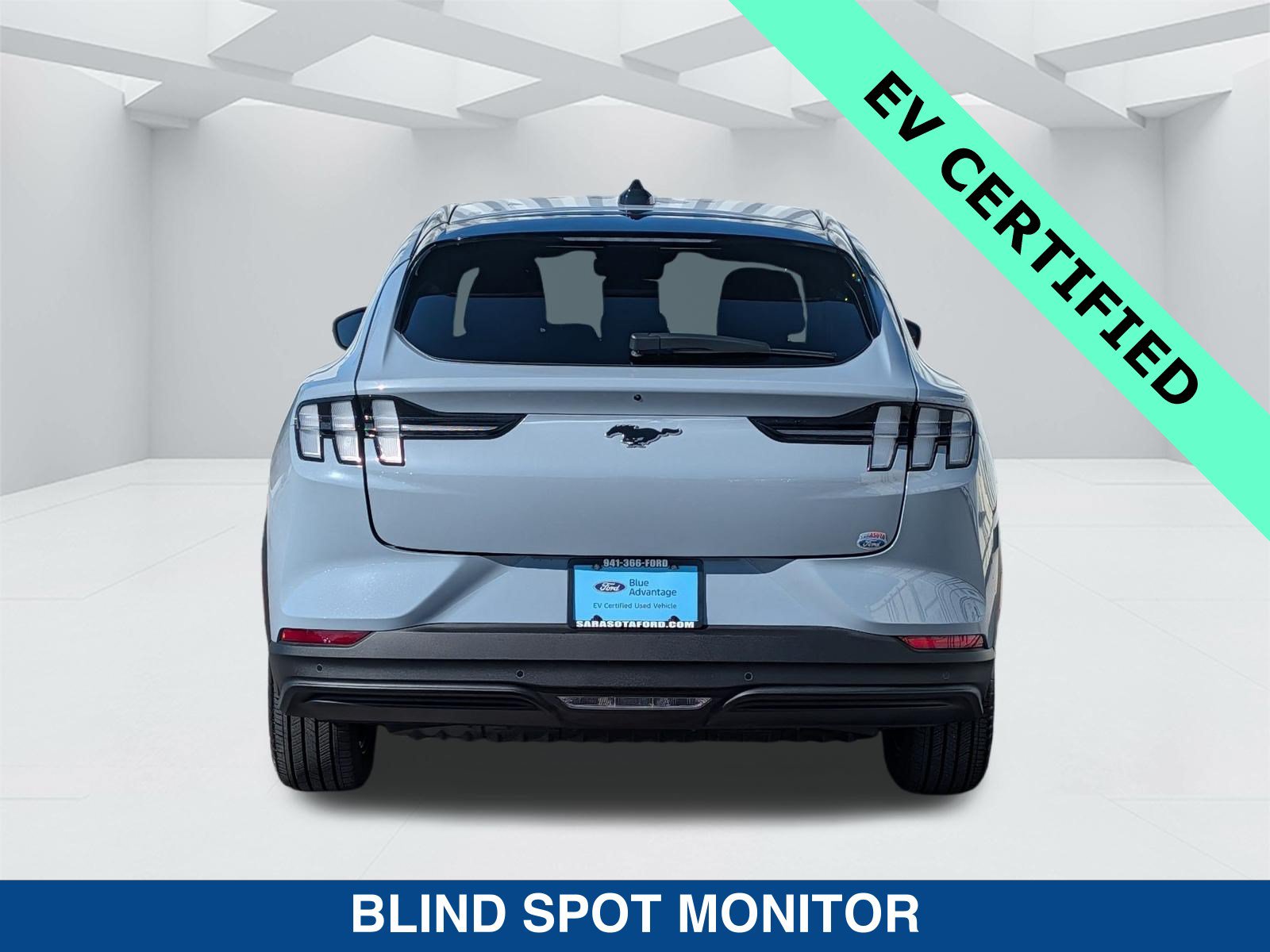 Certified 2025 Ford Mustang Mach-E Select w/ Comfort Package Lite RWD image 6