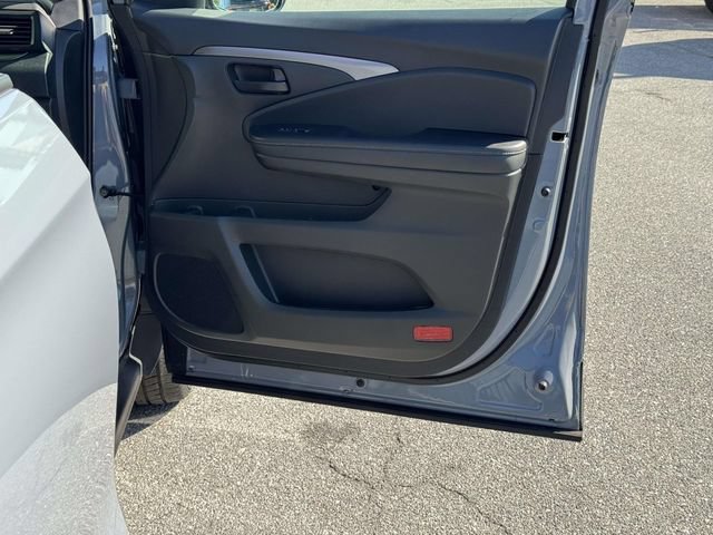 Used 2025 Honda Passport EX-L image 10