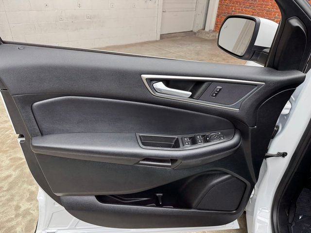 Certified 2022 Ford Edge SEL image 11