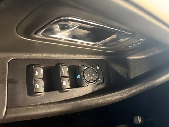 Certified 2017 Ford Taurus SEL w/ Equipment Group 201A FWD image 12