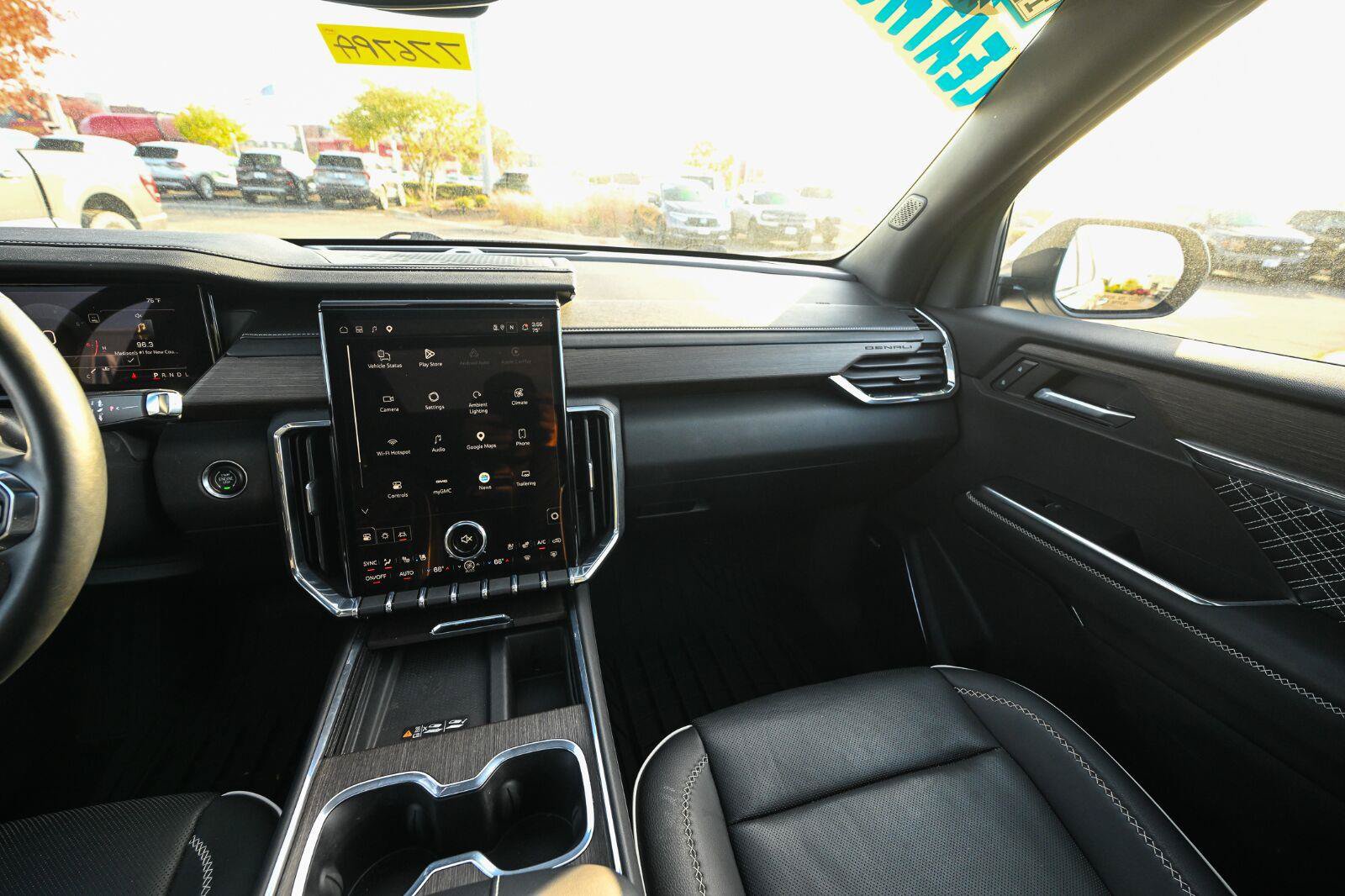 Used 2024 GMC Acadia Denali AWD/4WD image 71