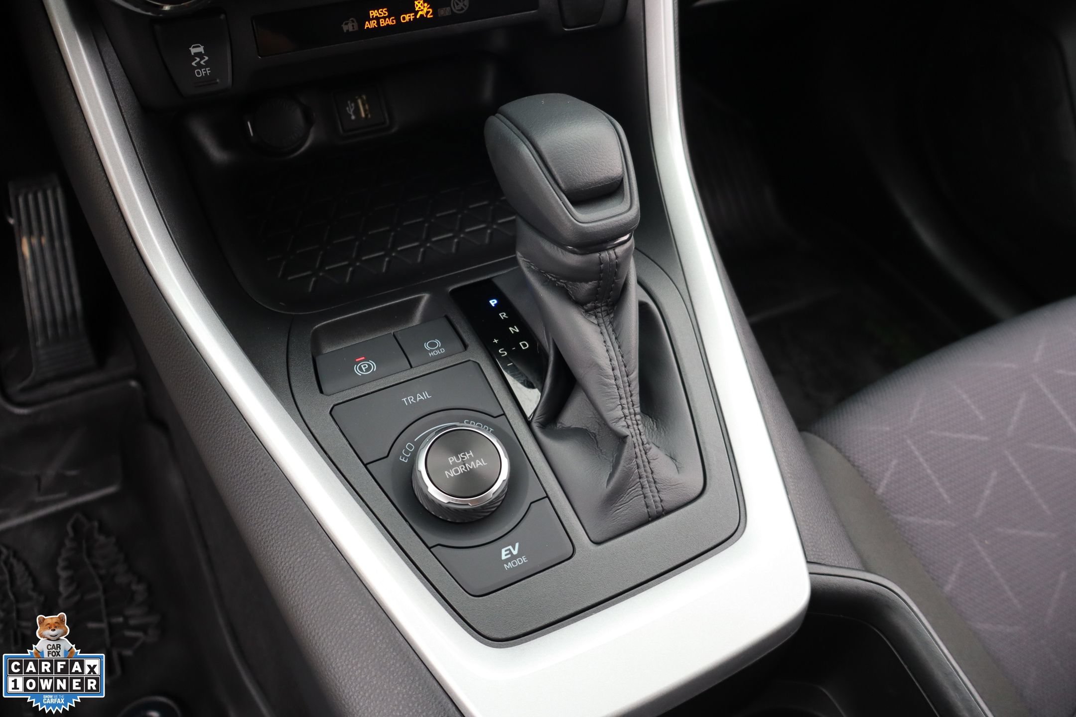 Used 2025 Toyota RAV4 Woodland Edition AWD/4WD image 19