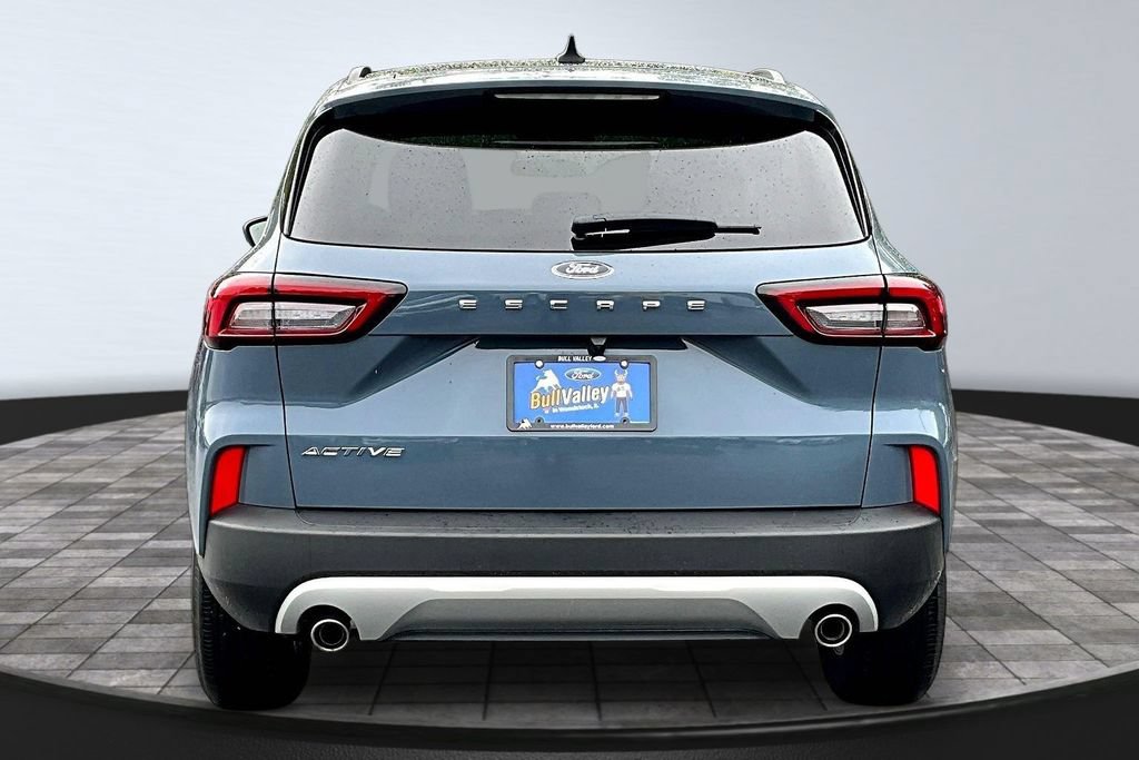 Certified 2025 Ford Escape Active w/ Cold Weather Package FWD image 5
