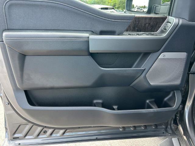 Certified 2025 Ford F250 Lariat w/ Lariat Ultimate Package AWD/4WD image 17