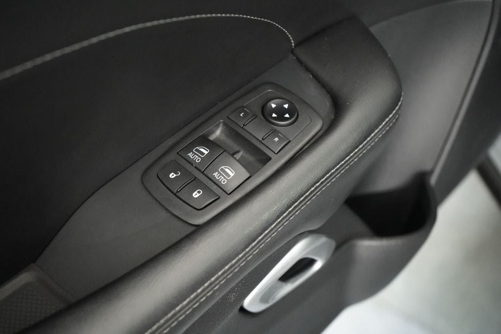 Used 2021 Dodge Challenger R/T Scat Pack RWD image 25