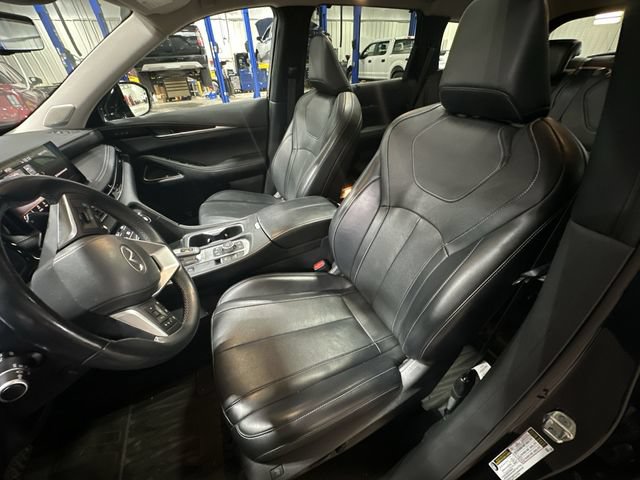 Used 2023 INFINITI QX60 Sensory w/ Vision Package AWD/4WD image 17