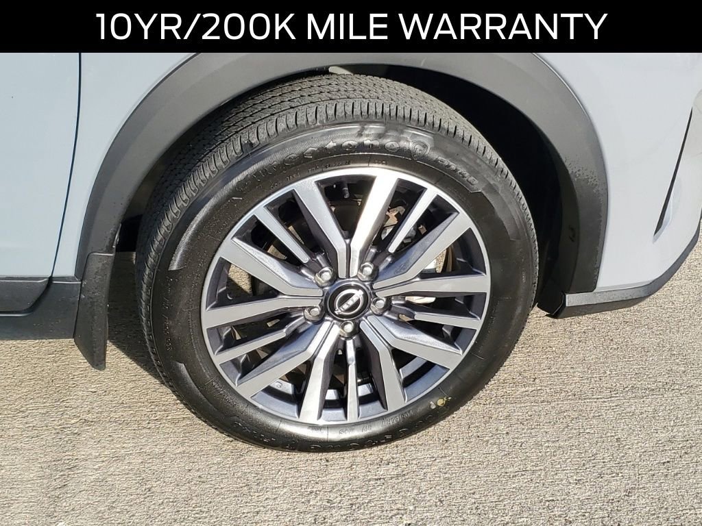 Used 2023 Nissan Kicks SV image 5