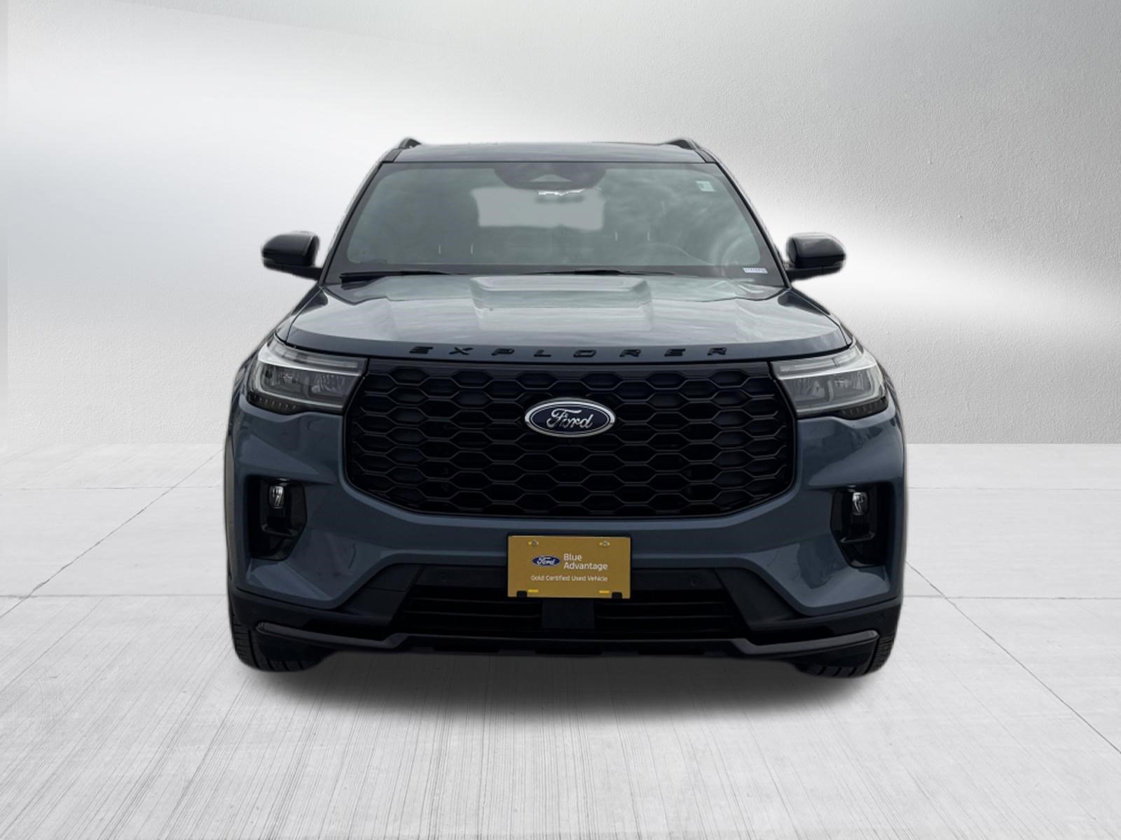 Certified 2025 Ford Explorer ST-Line w/ Premium Package image 2