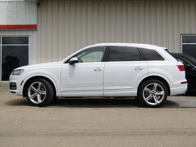 Used 2019 Audi Q7 3.0T Prestige AWD/4WD image 11