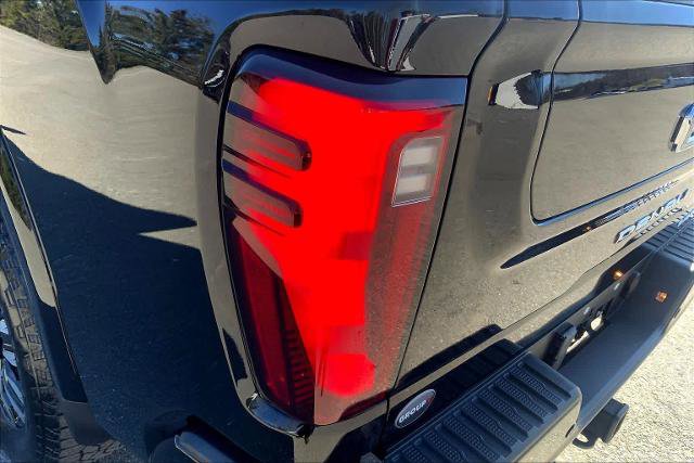 Used 2024 GMC Sierra 2500 Denali Ultimate w/ Max Trailering Package AWD/4WD image 28