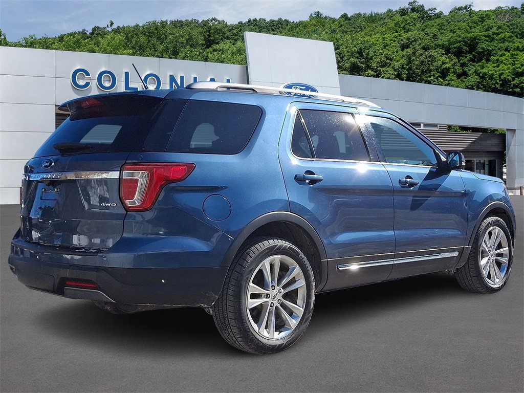 Certified 2019 Ford Explorer XLT w/ Equipment Group 202A image 4